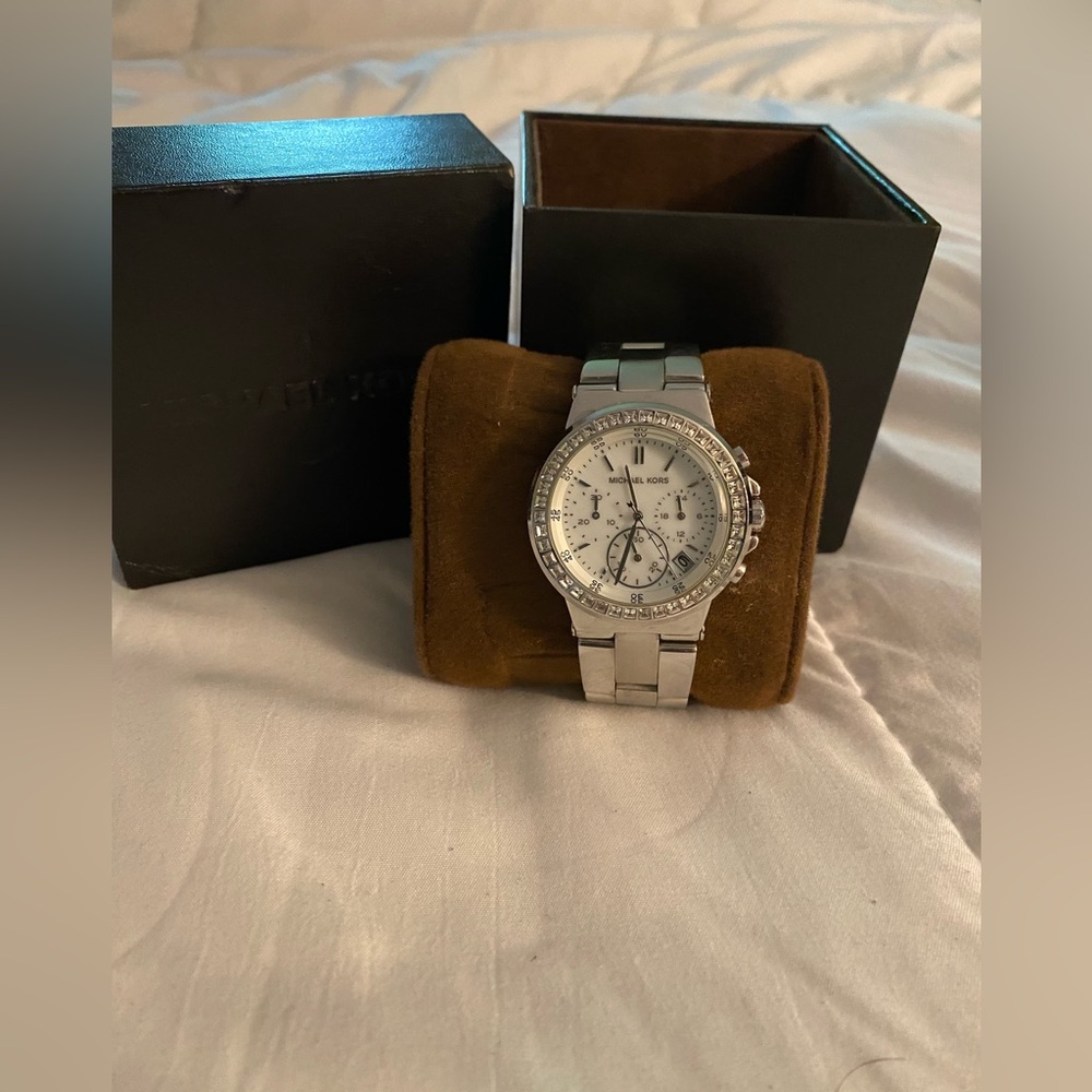 Michael Kors White Gold watch